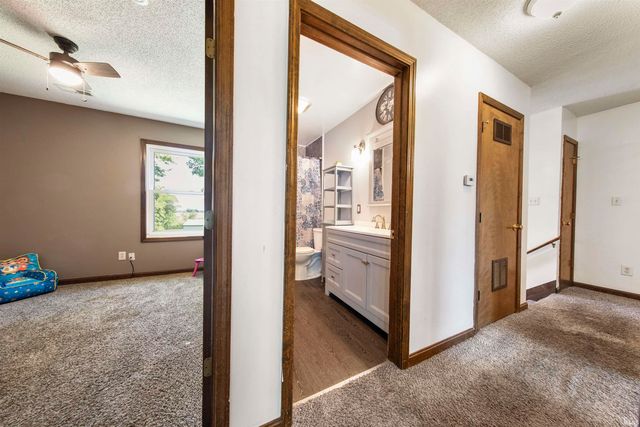 952 N County road 575 Road, Richland, IN 47634