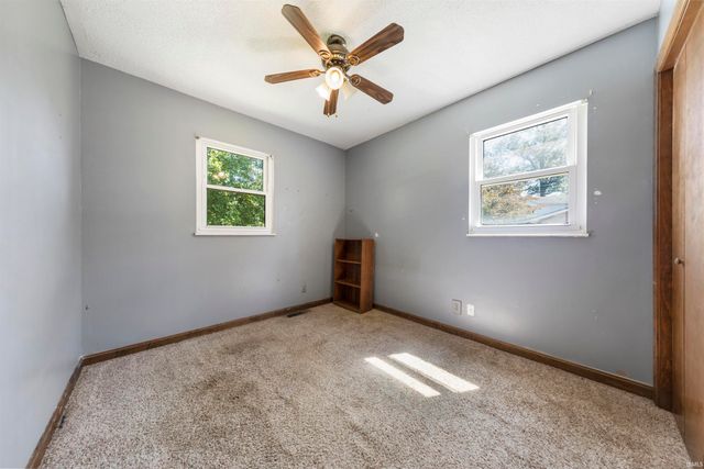 952 N County road 575 Road, Richland, IN 47634