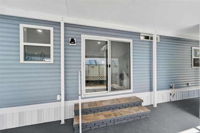 190 PAGO PAGO LANE, Englewood, FL 34223