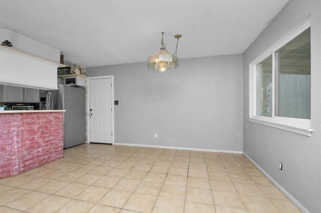 32056 S Wiggins Street, Magnolia, TX 77355