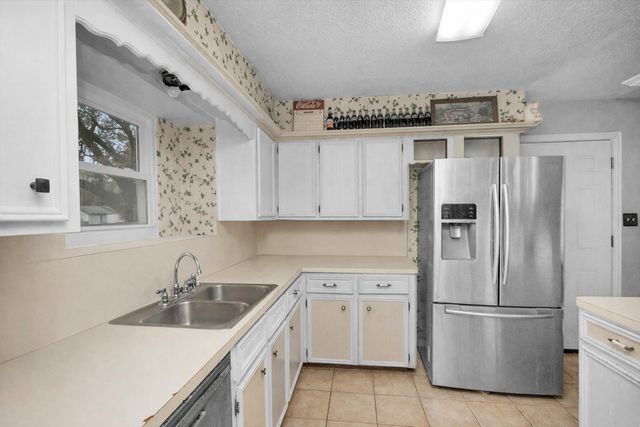 32056 S Wiggins Street, Magnolia, TX 77355