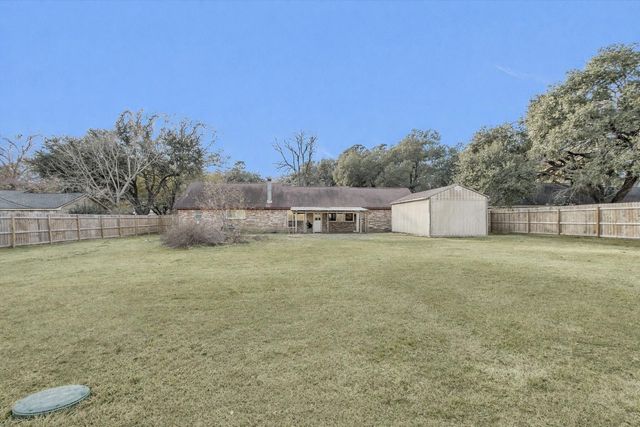 32056 S Wiggins Street, Magnolia, TX 77355