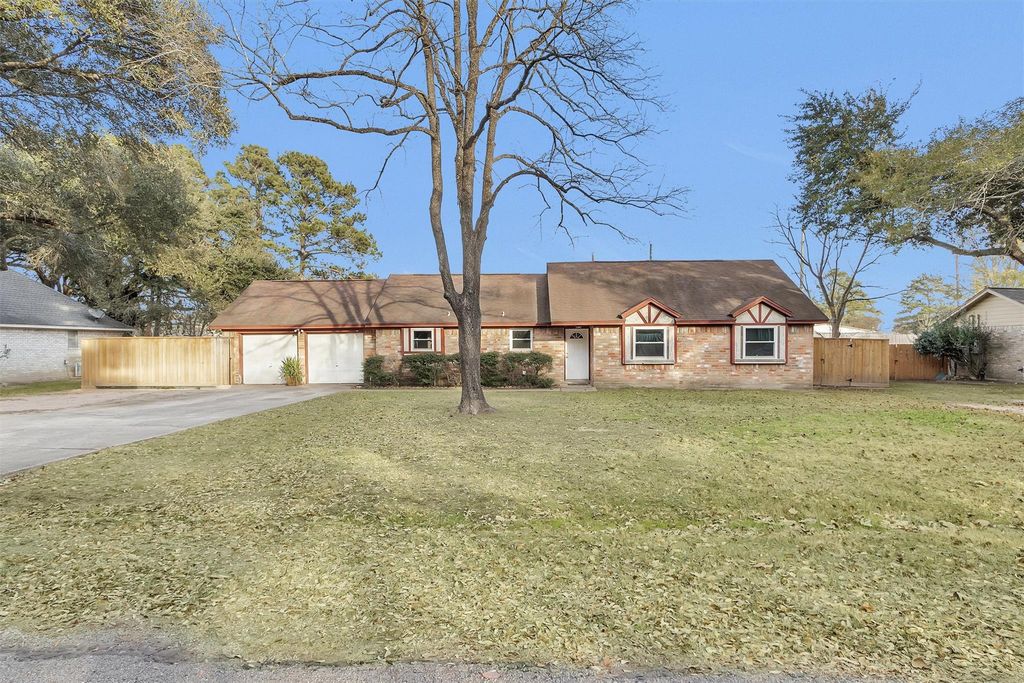 32056 S Wiggins Street, Magnolia, TX 77355