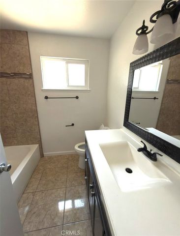 2365 Fordham, Clovis, CA 93611