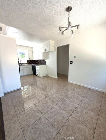 2365 Fordham, Clovis, CA 93611