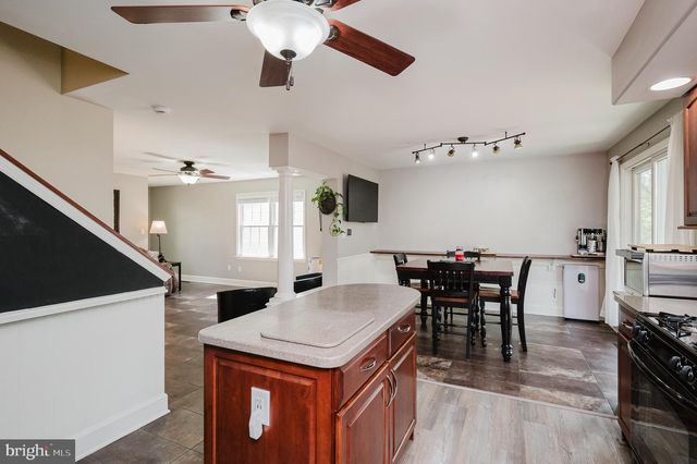 120 LAKESIDE DR, Lewisberry, PA 17339