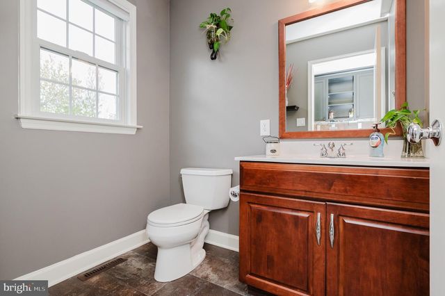 120 LAKESIDE DR, Lewisberry, PA 17339