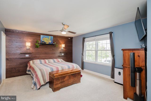 120 LAKESIDE DR, Lewisberry, PA 17339