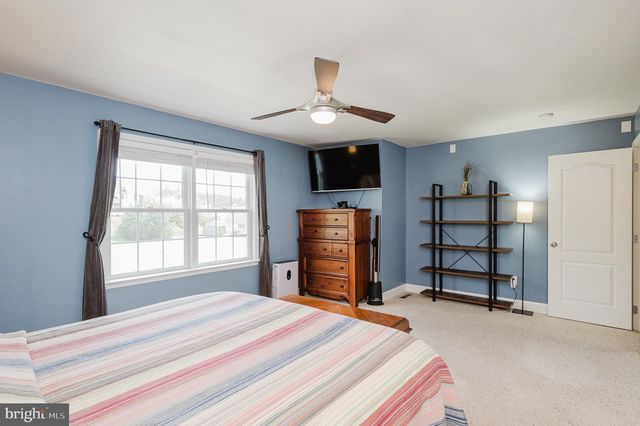 120 LAKESIDE DR, Lewisberry, PA 17339
