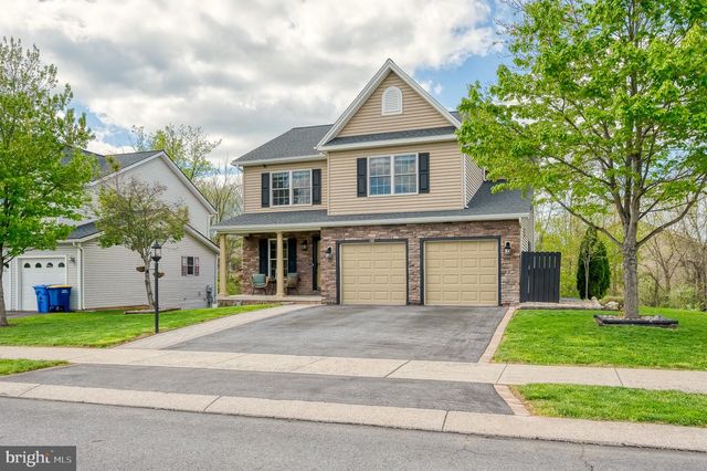 120 LAKESIDE DR, Lewisberry, PA 17339