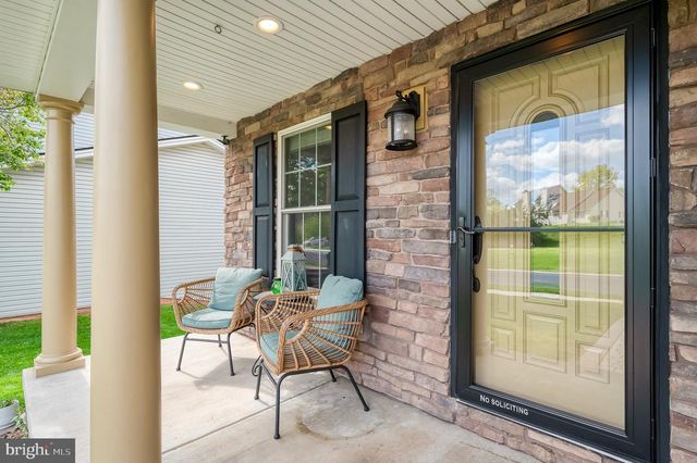 120 LAKESIDE DR, Lewisberry, PA 17339