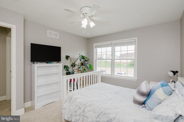 120 LAKESIDE DR, Lewisberry, PA 17339