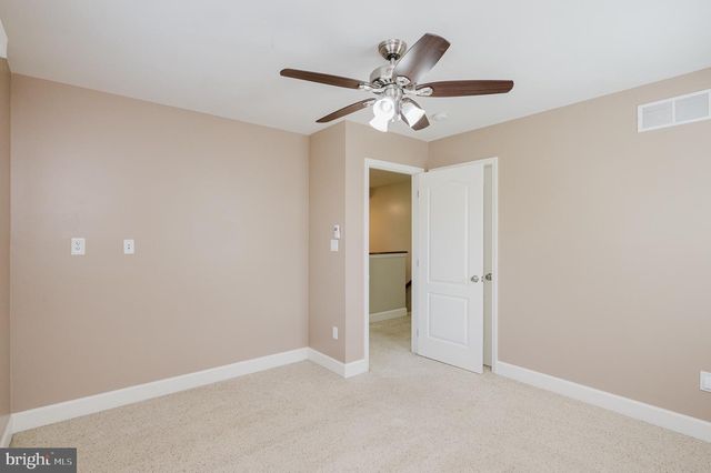 120 LAKESIDE DR, Lewisberry, PA 17339