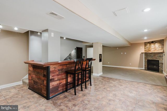 120 LAKESIDE DR, Lewisberry, PA 17339