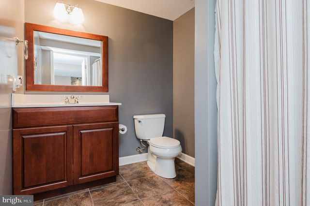 120 LAKESIDE DR, Lewisberry, PA 17339