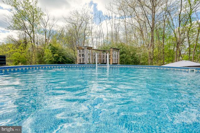 120 LAKESIDE DR, Lewisberry, PA 17339