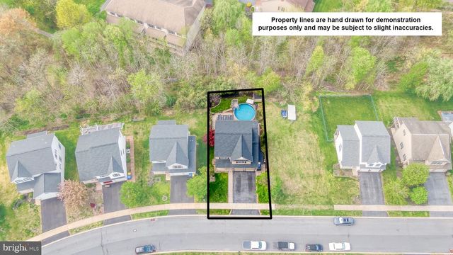 120 LAKESIDE DR, Lewisberry, PA 17339
