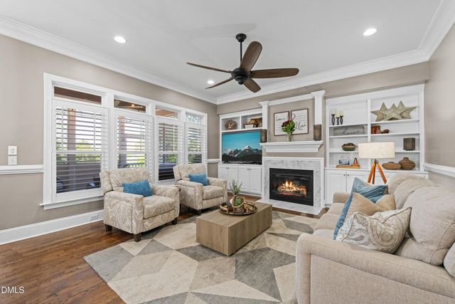 200 Meares Bluff Ln, Holly Springs, NC 27540
