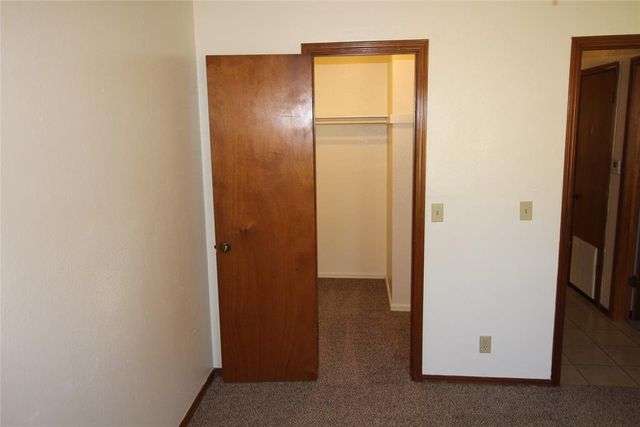229 Chalmette Drive, Norman, OK 73071