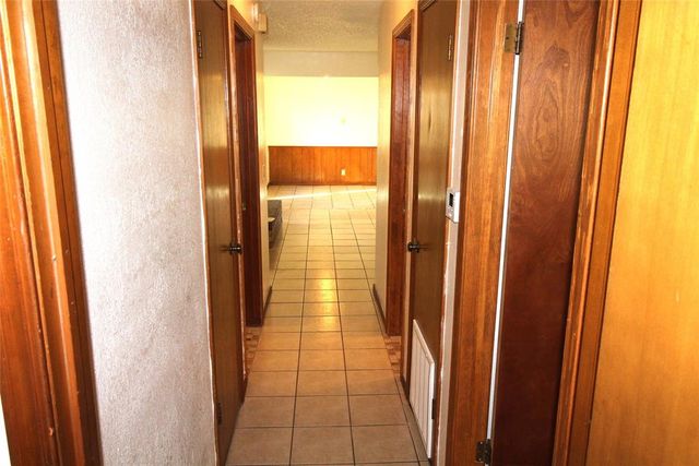 229 Chalmette Drive, Norman, OK 73071