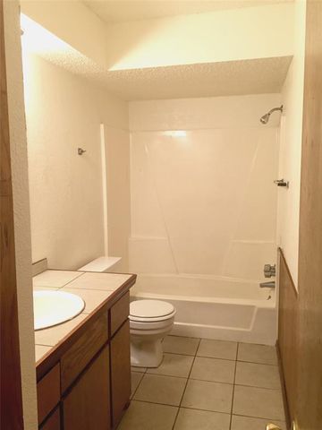 229 Chalmette Drive, Norman, OK 73071