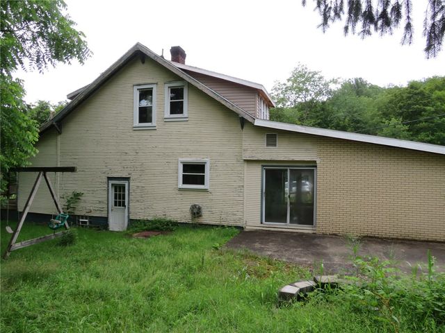 60 Wisetown Rd, Fallowfield Twp, PA 15022