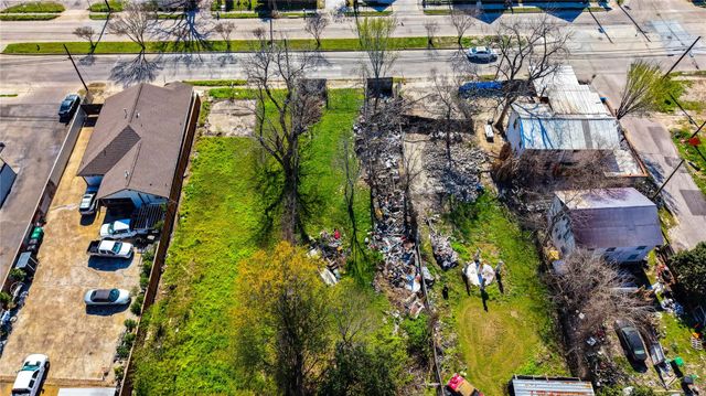 6124 W Montgomery Road, Houston, TX 77091