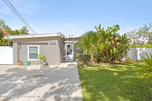 5041 Maplewood Drive, Hernando Beach, FL 34607