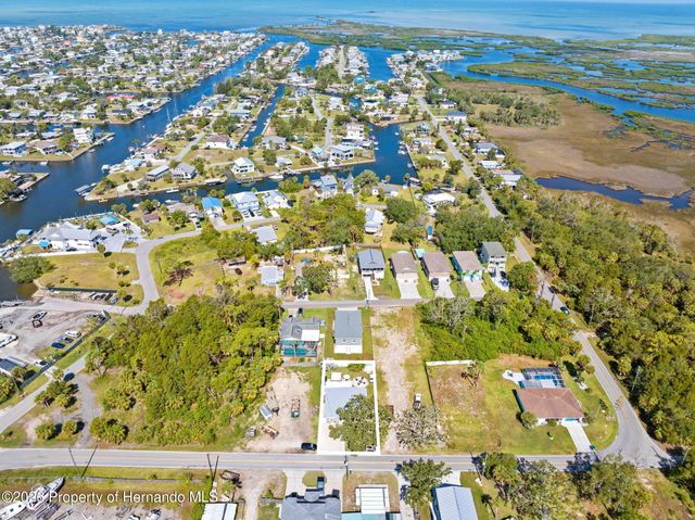 5041 Maplewood Drive, Hernando Beach, FL 34607