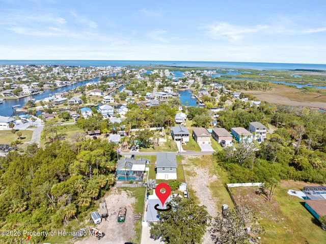 5041 Maplewood Drive, Hernando Beach, FL 34607
