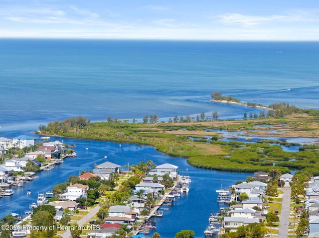 5041 Maplewood Drive, Hernando Beach, FL 34607