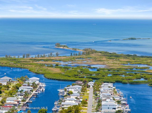 5041 Maplewood Drive, Hernando Beach, FL 34607