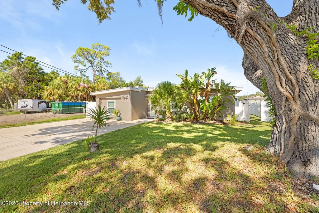 5041 Maplewood Drive, Hernando Beach, FL 34607