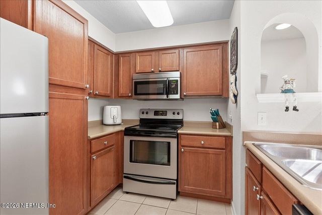 8550 TOUCHTON Road 1437, Jacksonville, FL 32216