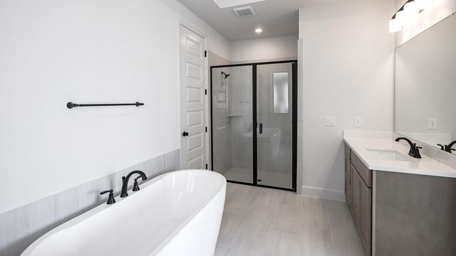 3916 Melody RD, Lockhart, TX 78644