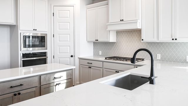 3916 Melody RD, Lockhart, TX 78644