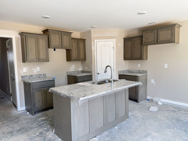 1304 Lakewalk Dr, Antioch, TN 37013