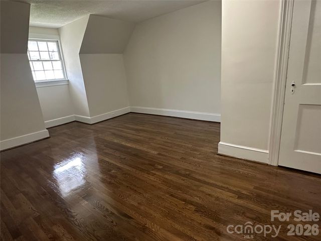 1900 Peachtree Street, Winston Salem, NC 27107