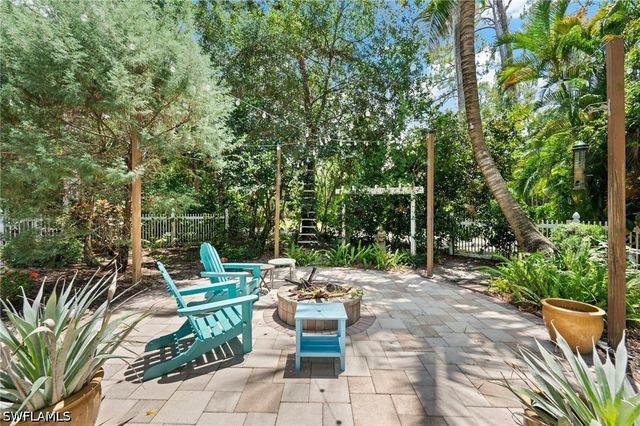 5070 Tamarind Ridge DR, Naples, FL 34119