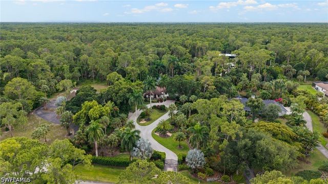 5070 Tamarind Ridge DR, Naples, FL 34119