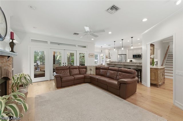 5070 Tamarind Ridge DR, Naples, FL 34119