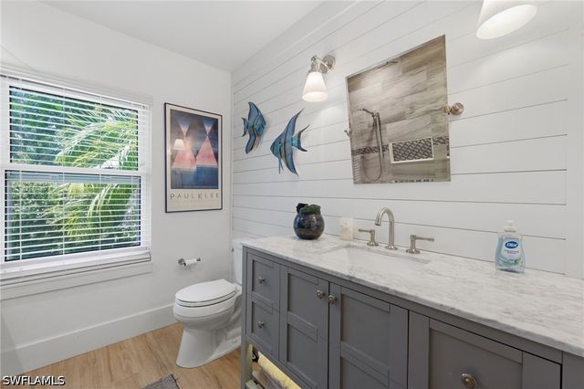 5070 Tamarind Ridge DR, Naples, FL 34119
