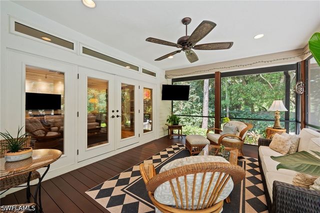 5070 Tamarind Ridge DR, Naples, FL 34119