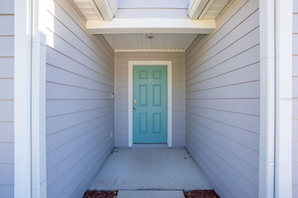 Image 2 of property listing at 1 ZINNIA COURT, Palm Coast, FL 32164