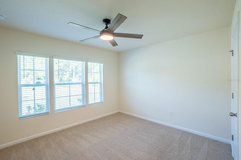 Image 35 of property listing at 1 ZINNIA COURT, Palm Coast, FL 32164