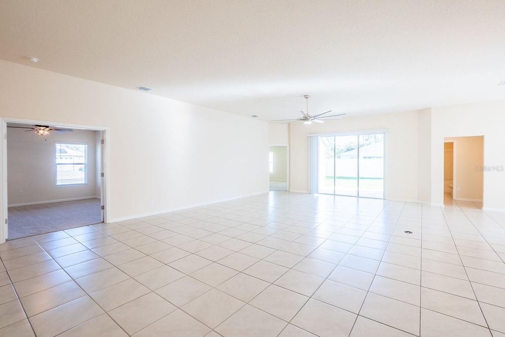 Image 5 of property listing at 1 ZINNIA COURT, Palm Coast, FL 32164