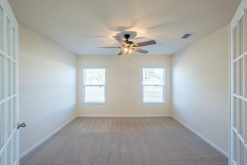 Image 8 of property listing at 1 ZINNIA COURT, Palm Coast, FL 32164