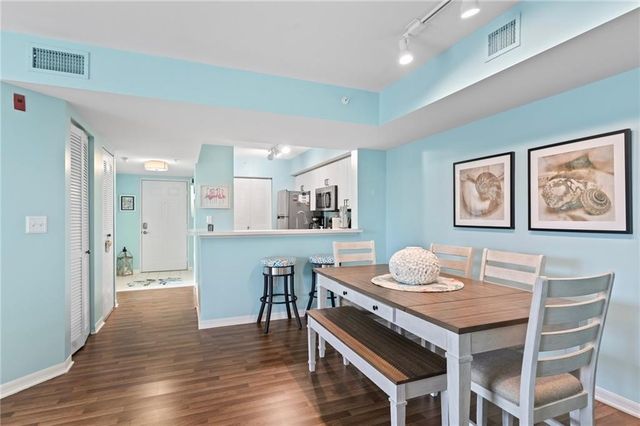 1640 N 42nd Circle 208, Vero Beach, FL 32967