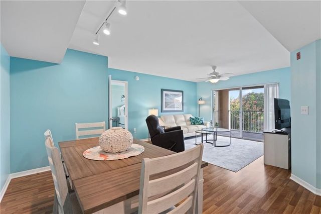 1640 N 42nd Circle 208, Vero Beach, FL 32967