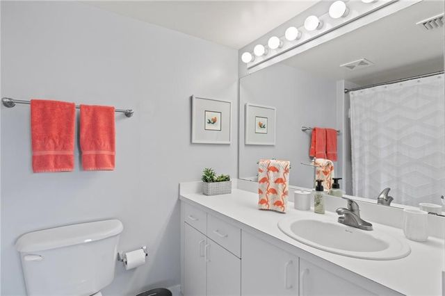 1640 N 42nd Circle 208, Vero Beach, FL 32967